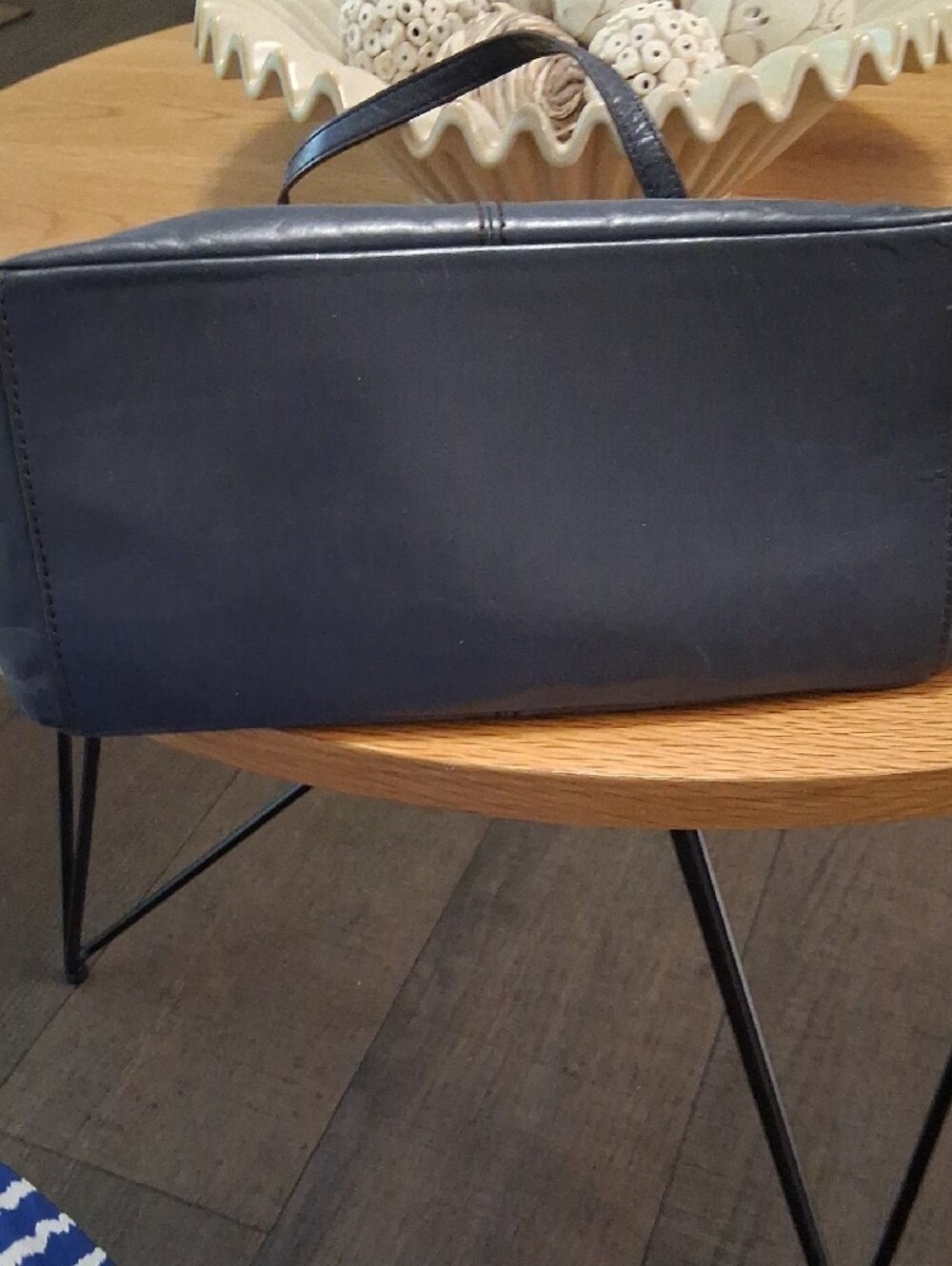 HOBO Navy Leather Top-Handle Shoulder Bag with Crossbody Strap. See Mark On Pic - Picture 7 of 8
